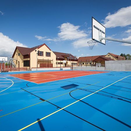 Sport Relax Hotel Na Kopecku Krinec Zewnętrze zdjęcie